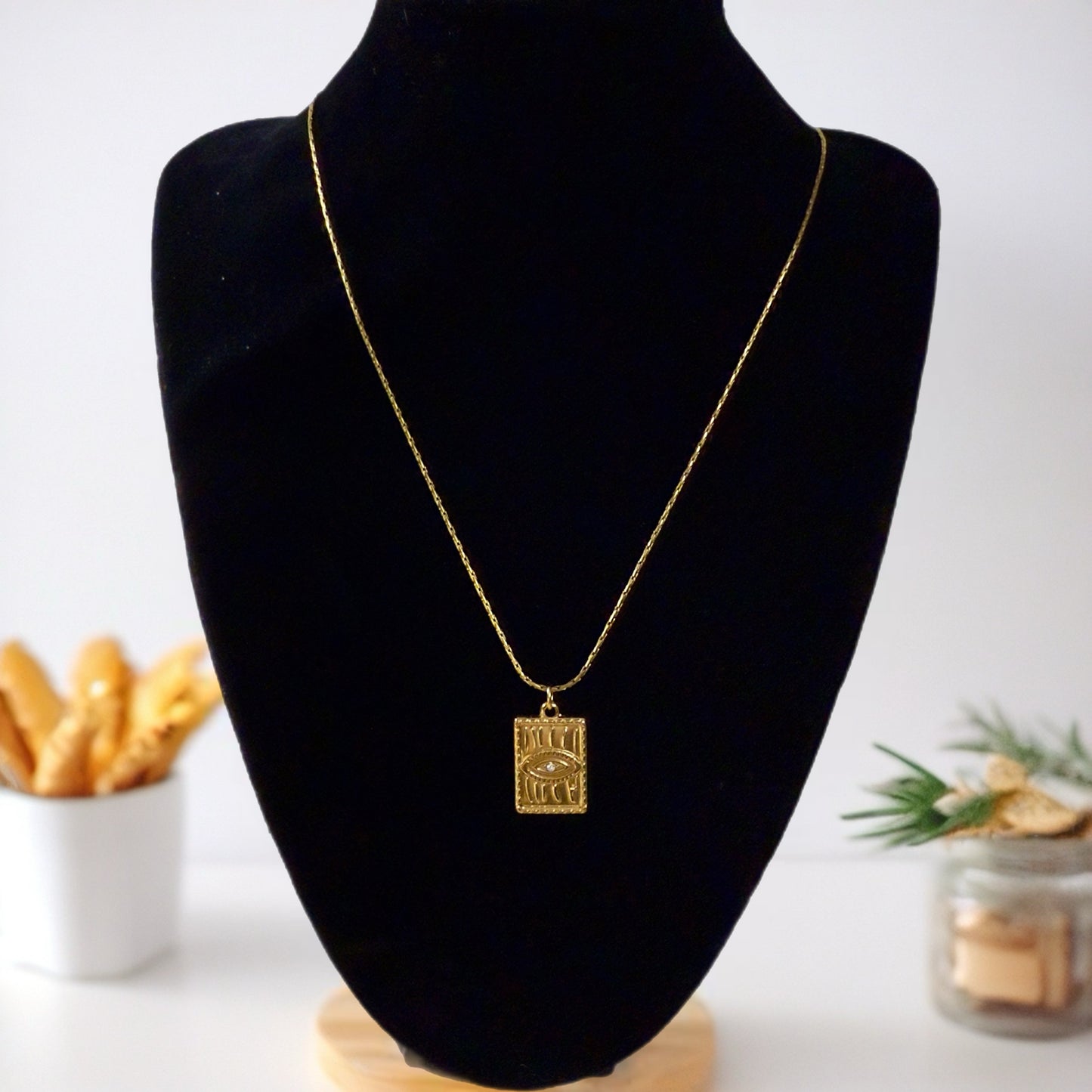 Gold Divine Necklace collection