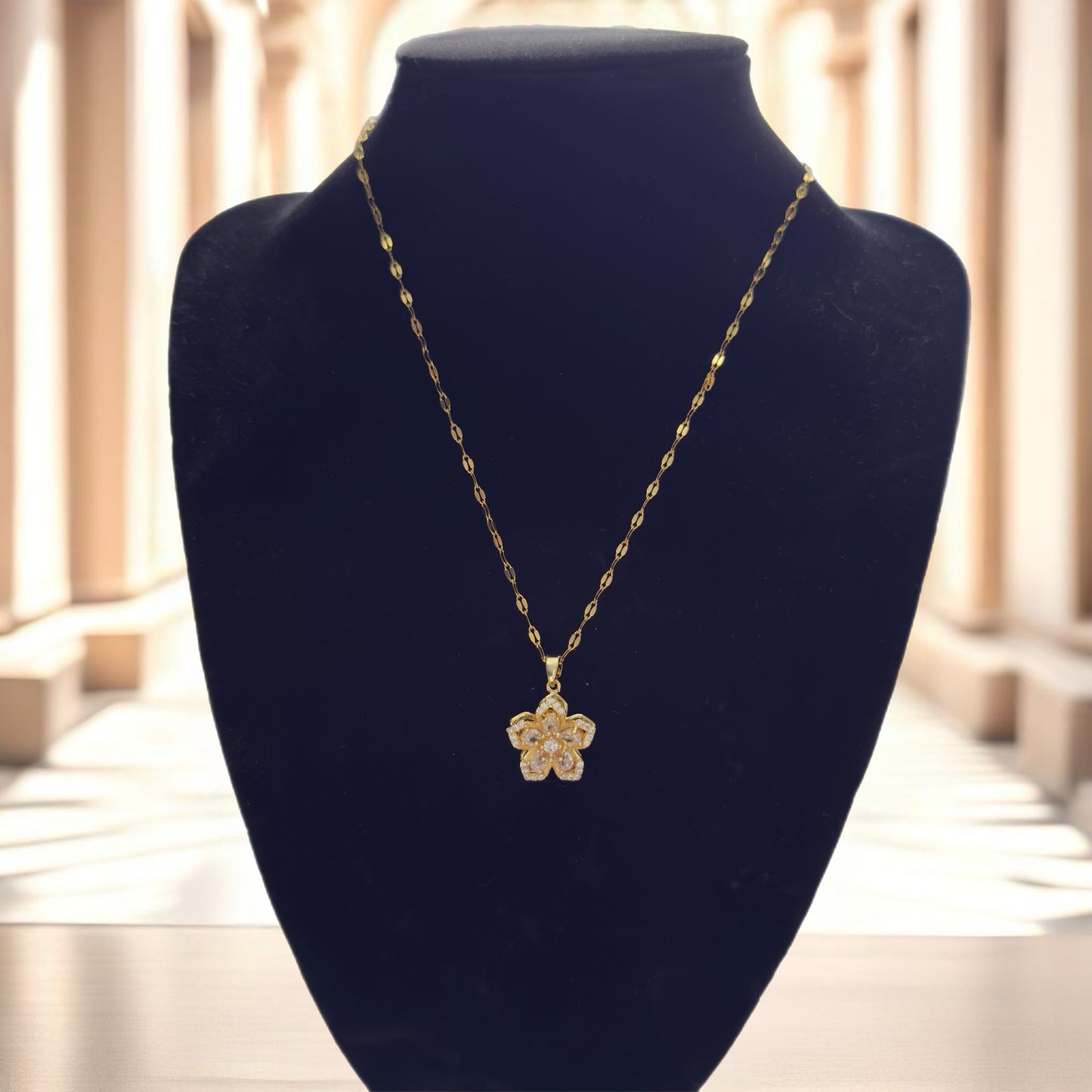 Gold Flower Pendant Necklace