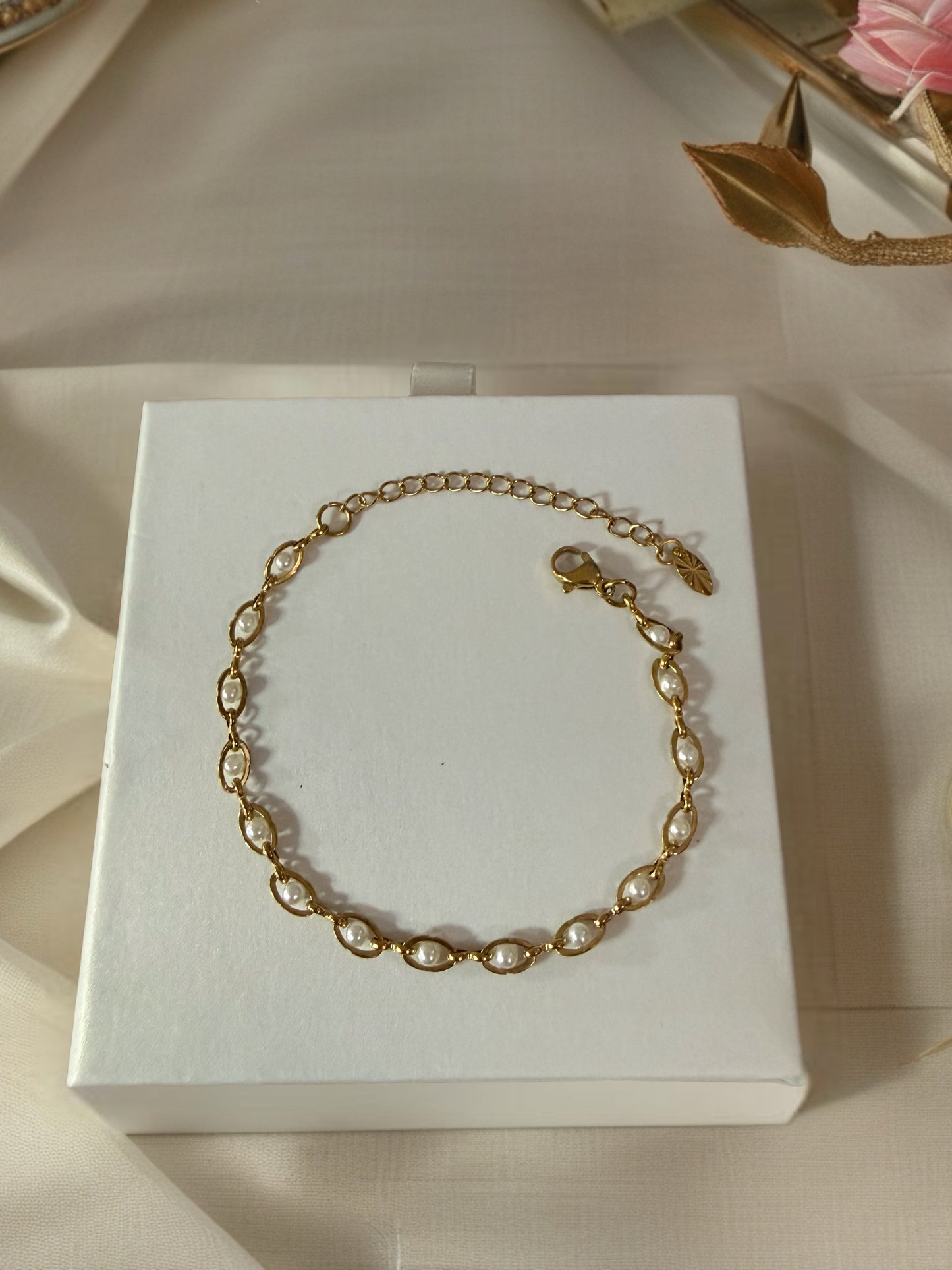 Pearlanee Bracelet & Anklet